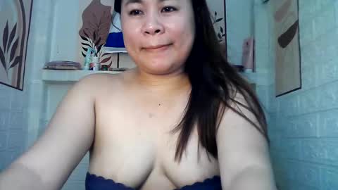 Snapshot of ladyhotsiren chatting on October 16, 2025, 6:14 am SEREN online show from October 16, 2025, 6:14 am