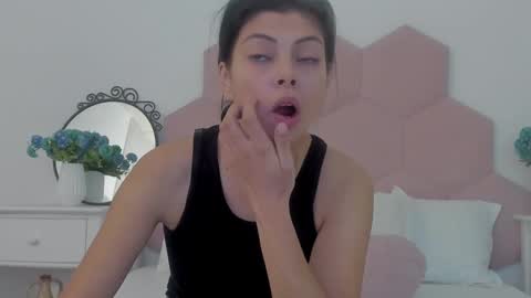 Snapshot of ladyliia chatting on January 11, 2025, 4:38 am Lia online show from January 11, 2025, 4:38 am