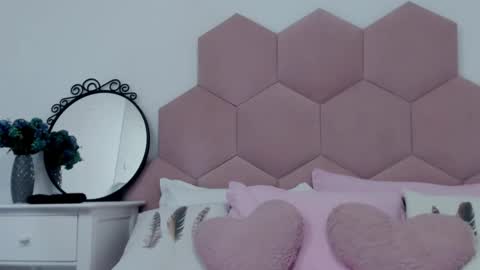 Snapshot of ladyliia chatting on February 24, 2025, 6:16 am Lia online show from February 24, 2025, 6:16 am