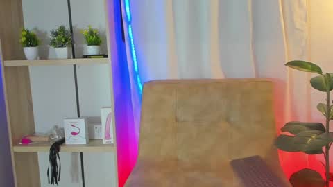 ladynemesis00 online show from February 1, 2025, 3:41 am