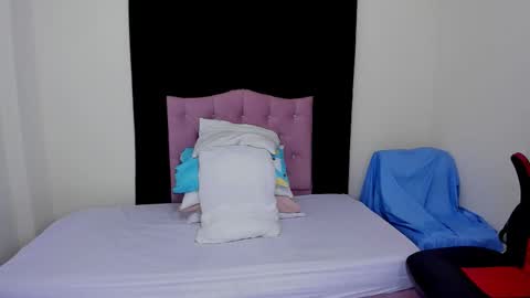 Ladysexy hot19  online show from January 8, 2026, 3:31 am