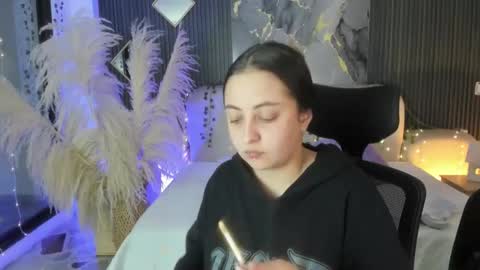 Lady  online show from February 16, 2026, 3:57 am