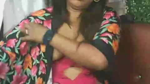 LadyXSnakes online show from April 1, 2026, 6:36 am