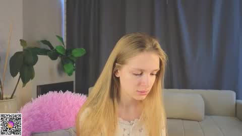 Lilia online show from February 2, 2026, 6:12 am