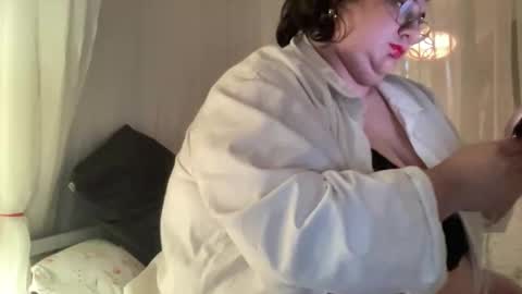 La Grande Amoureuse online show from April 2, 2026, 9:45 pm