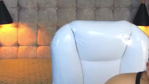    online show from September 17, 2025, 10:44 pm