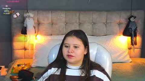    online show from October 18, 2025, 10:21 pm