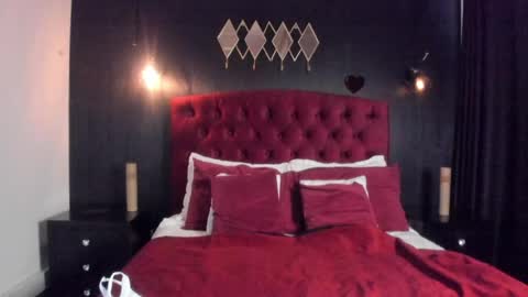 Laia  online show from April 17, 2026, 11:57 am