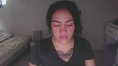 laila_silk online show from June 5, 2026, 10:37 pm