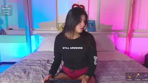 lailaasher online show from June 3, 2026, 3:42 am