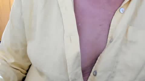 LAILA online show from April 16, 2026, 5:36 pm