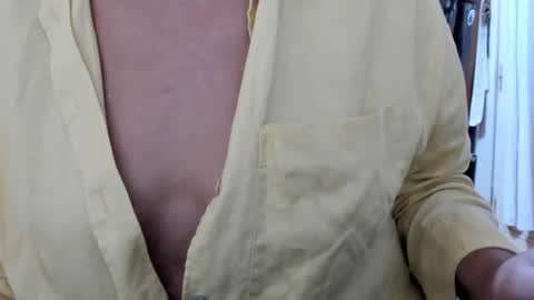 LAILA online show from April 17, 2026, 3:04 pm