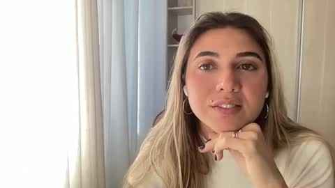 Snapshot of lailayourangel chatting on July 20, 2026, 5:26 pm lailayourangel online show from July 20, 2026, 5:26 pm