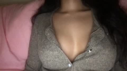 Laila Yousef online show from January 23, 2025, 8:36 am