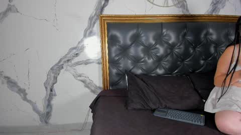 lalabunny01 online show from April 7, 2026, 5:52 am
