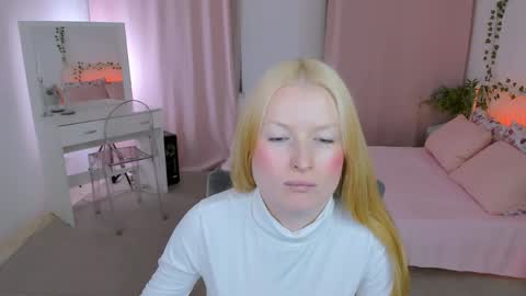 Laly online show from May 28, 2026, 8:11 am