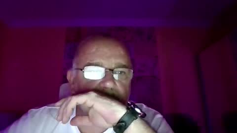 lamabama online show from October 5, 2025, 10:40 pm