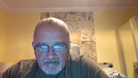 lamabama online show from November 13, 2025, 9:36 pm