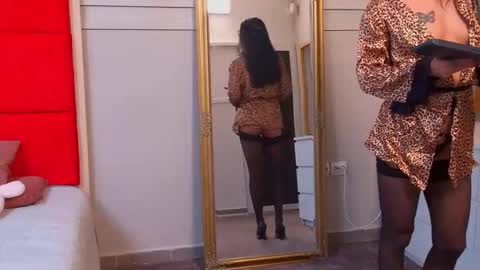 Snapshot of lana_banner chatting on November 1, 2025, 9:00 am LanaBanner online show from November 1, 2025, 9:00 am