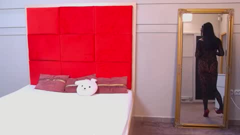 Snapshot of lana_banner chatting on January 19, 2026, 7:01 am LanaBanner online show from January 19, 2026, 7:01 am