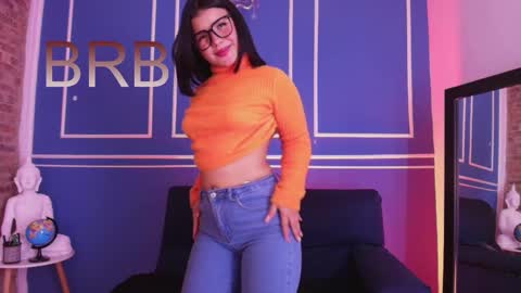 Snapshot of lana_beket_ chatting on April 19, 2026, 11:42 am Lana online show from April 19, 2026, 11:42 am