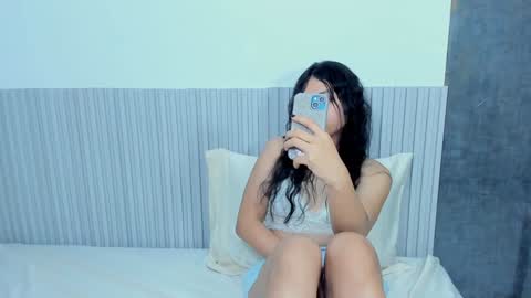 Snapshot of lana_boomer chatting on December 22, 2024, 10:36 pm Lana online show from December 22, 2024, 10:36 pm