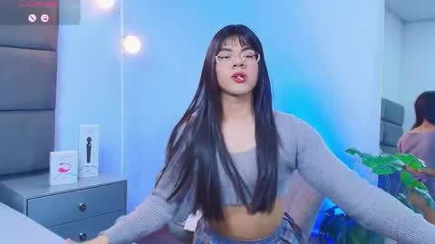 valentino moon online show from March 31, 2026, 12:23 am