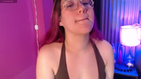 Snapshot of lana_sweett2 chatting on July 24, 2026, 4:21 am lana_sweett2 online show from July 24, 2026, 4:21 am