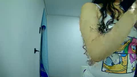 lanabee900 online show from April 16, 2026, 2:01 am