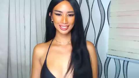 Snapshot of lanadel_hilton chatting on January 20, 2025, 11:43 pm Lana online show from January 20, 2025, 11:43 pm