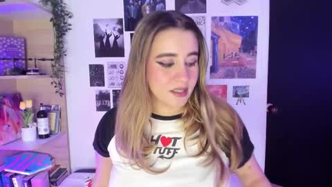 Snapshot of lanaherondale_ chatting on October 6, 2025, 9:12 pm lanaherondale_ online show from October 6, 2025, 9:12 pm