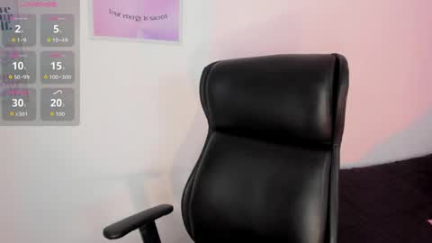 Snapshot of lanajones_ chatting on April 10, 2026, 1:16 pm LanaJones online show from April 10, 2026, 1:16 pm