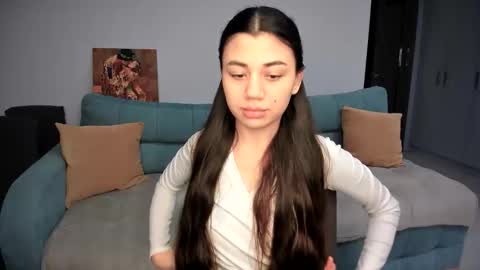 Lana online show from May 15, 2026, 7:21 pm