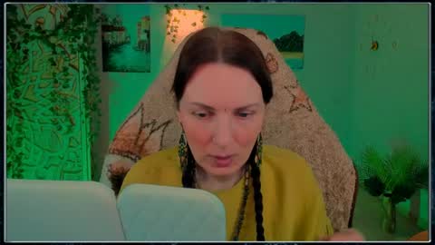 Snapshot of lanaradiance chatting on June 17, 2026, 1:01 pm Lana Radiance online show from June 17, 2026, 1:01 pm