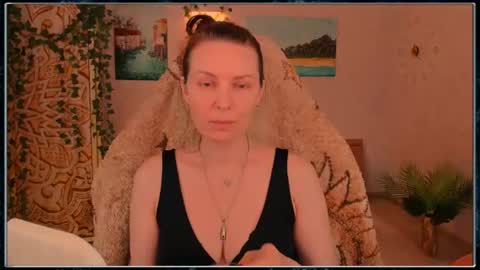 Snapshot of lanaradiance chatting on June 20, 2026, 8:39 am Lana Radiance online show from June 20, 2026, 8:39 am