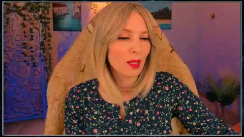 Snapshot of lanaradiance chatting on June 21, 2026, 2:41 pm Lana Radiance online show from June 21, 2026, 2:41 pm