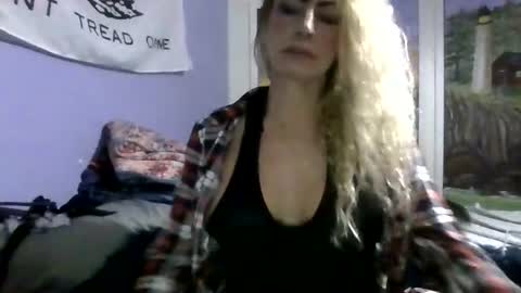 Snapshot of landofeden chatting on July 18, 2026, 3:33 am landofeden online show from July 18, 2026, 3:33 am