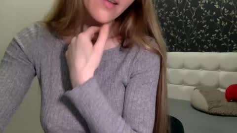 langoria online show from February 21, 2025, 4:16 pm