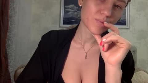 langoria online show from February 8, 2026, 1:09 am