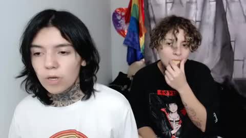 Snapshot of lannie_gonzales chatting on December 29, 2024, 8:04 pm LANNIE   online show from December 29, 2024, 8:04 pm