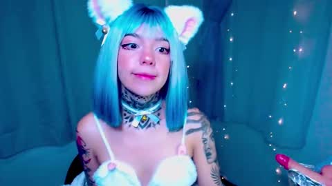 LANNIE   online show from February 16, 2026, 12:45 pm