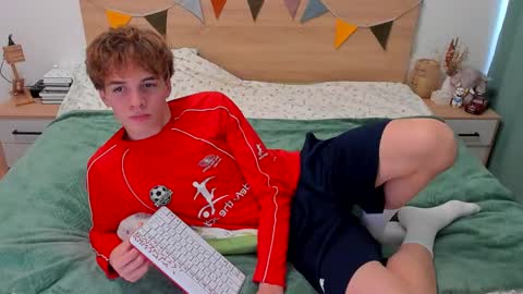 Fandi online show from September 10, 2025, 10:26 am