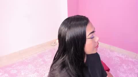 Snapshot of lapeligrosa_ chatting on January 20, 2025, 12:18 pm lapeligrosa_ online show from January 20, 2025, 12:18 pm