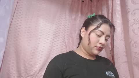 Snapshot of lapeligrosa_ chatting on February 18, 2025, 11:55 am lapeligrosa_ online show from February 18, 2025, 11:55 am