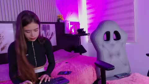 Snapshot of lara_as chatting on June 24, 2026, 5:12 pm lara_as online show from June 24, 2026, 5:12 pm