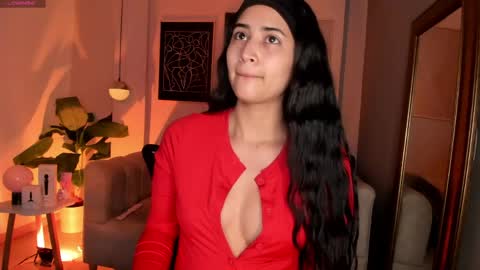 Snapshot of lara_madisson chatting on May 27, 2026, 6:43 am Lara Madisson online show from May 27, 2026, 6:43 am