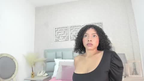 lara_spaark online show from January 12, 2026, 11:37 am