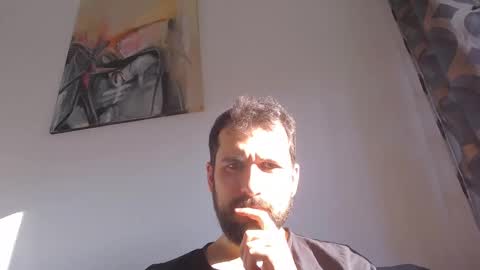 laraaan online show from January 18, 2026, 12:20 pm