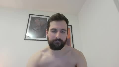 laraaan online show from April 8, 2026, 7:14 pm