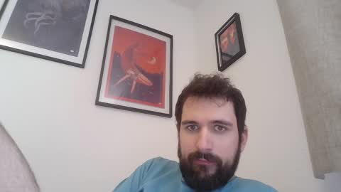 laraaan online show from May 17, 2026, 8:55 am